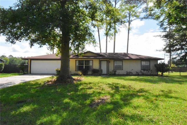 5407 NW 23rd Terrace GAINESVILLE, FL House Active - Photo 1 of 34. Opens carousel modal