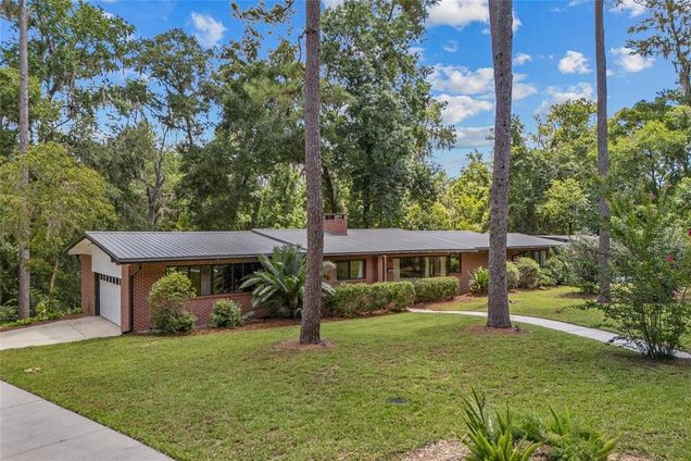 851 NW 19th Terrace