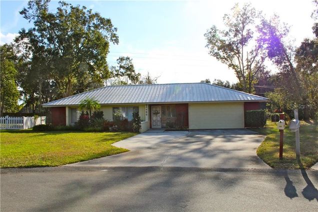 4986 Foxrun LAKELAND, FL House Sold - Photo 1 of 1. Opens carousel modal