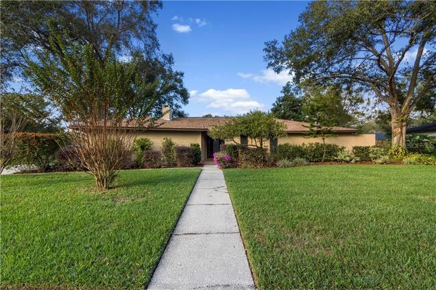 1122 Sandpiper Court LAKELAND, FL House Sold - Photo 1 of 1. Opens carousel modal