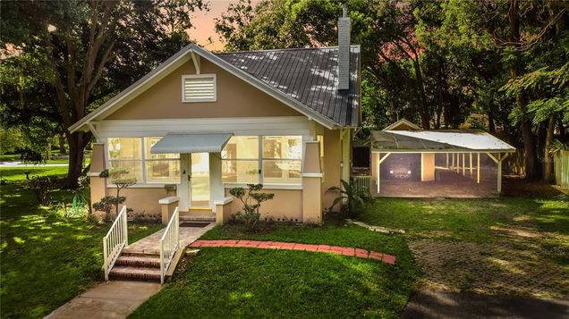 585 E Vine Street BARTOW, FL House Sold - Photo 1 of 1. Opens carousel modal