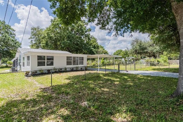 2950 Avenue P NW WINTER HAVEN, FL House Sold - Photo 1 of 1. Opens carousel modal