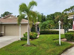 201 Auburn Woods Circle VENICE, FL House Active - Photo 1 of 43. Opens carousel modal