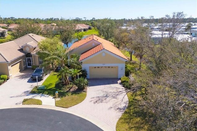 9019 Eagle Bay Court