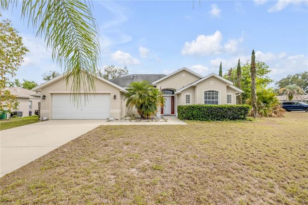 2435 Alton Road DELTONA, FL House Active - Photo 1 of 39. Opens carousel modal