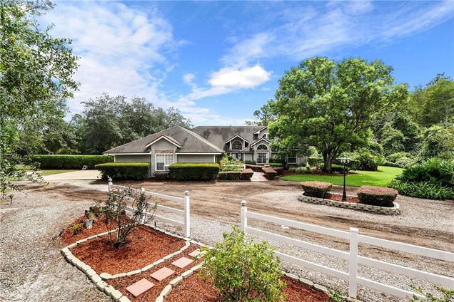 2669 Red Fox Run CHULUOTA, FL House Sold - Photo 1 of 1. Opens carousel modal