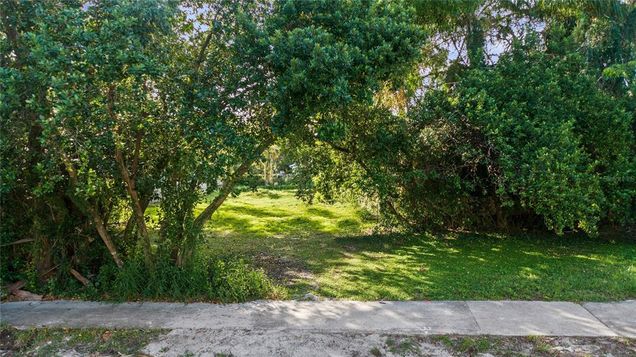763 Overspin Drive WINTER PARK, FL Plot of land Active - Photo 1 of 8. Opens carousel modal