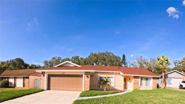 1859 Lake Hill Circle
