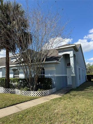 13900 Corrine Key Place ORLANDO, FL Townhouse Active - Photo 1 of 24. Opens carousel modal