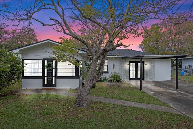 1607 31st Street NW WINTER HAVEN, FL House Sold - Photo 1 of 1. Opens carousel modal