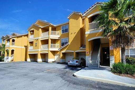 8848 Villa View Circle Unit 101 ORLANDO, FL Condo Active - Photo 1 of 10. Opens carousel modal