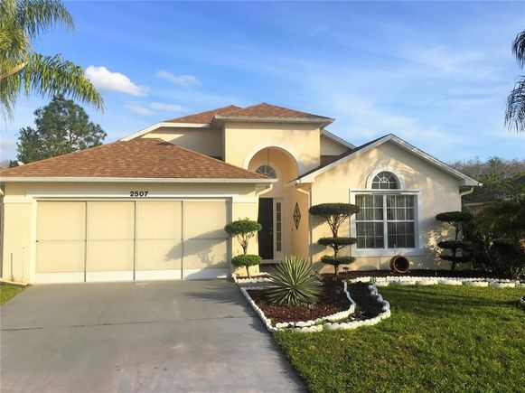 2507 Hikers Ct