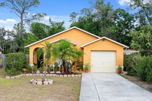 7951 Chediston Circle ORLANDO, FL House Pending - Photo 1 of 31. Opens carousel modal