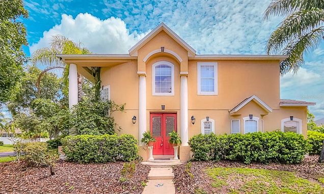 357 Fairway Pointe Circle