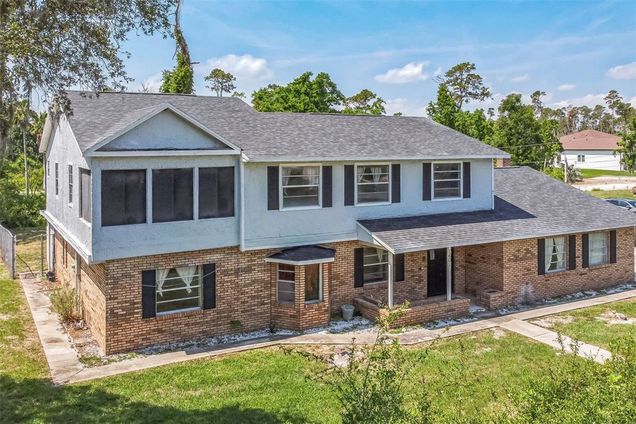 1601 Randolph Street DELTONA, FL House Active - Photo 1 of 34. Opens carousel modal