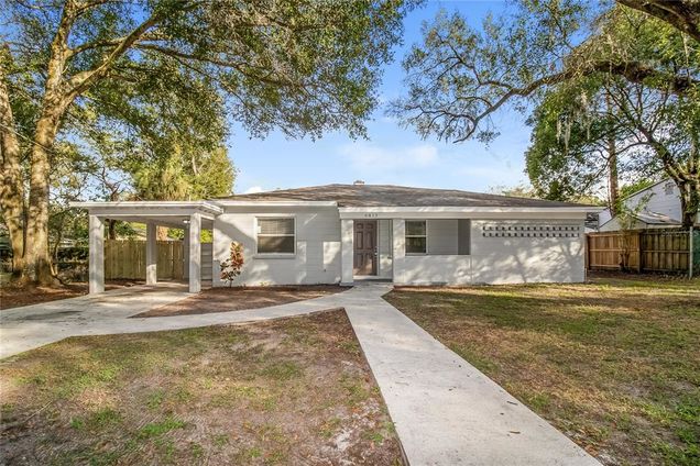 6813 N 14th Street TAMPA, FL House Active - Photo 1 of 16. Opens carousel modal