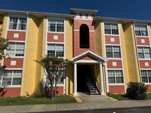 10831 Windsor Walk Drive Unit 110 ORLANDO, FL Condo Active - Photo 1 of 15. Opens carousel modal