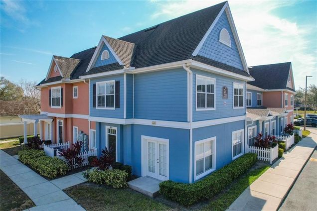 4019 Venetian Bay Drive Unit 107