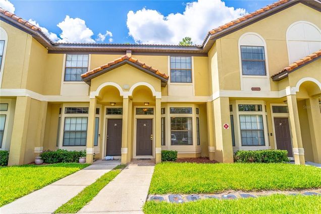 6007 Scotchwood Glen Unit 36 ORLANDO, FL Townhouse Active - Photo 1 of 26. Opens carousel modal