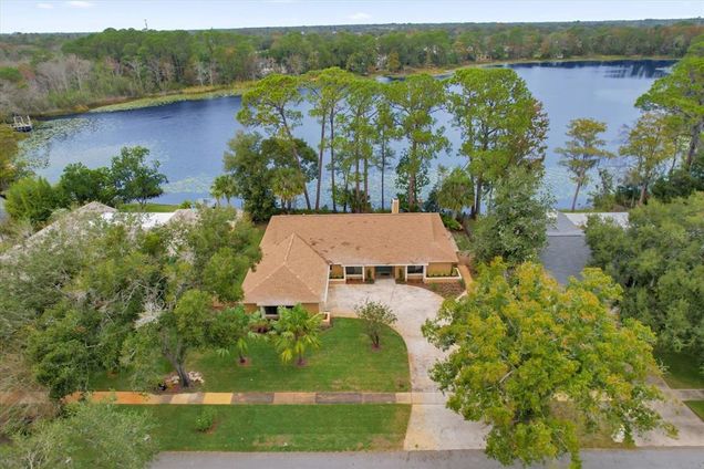 3966 Lake Mira Drive ORLANDO, FL House Active - Photo 1 of 33. Opens carousel modal
