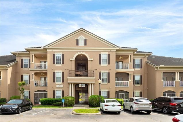 14316 Fredricksburg Drive Unit 507 ORLANDO, FL Condo Active - Photo 1 of 19. Opens carousel modal