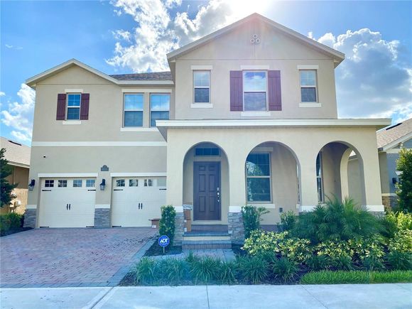 9424 Bolero Road WINTER GARDEN, FL House Active - Photo 1 of 42. Opens carousel modal