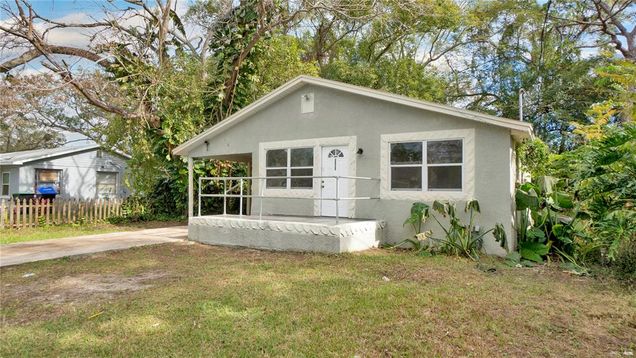 5205 2nd Street ORLANDO, FL House Active - Photo 1 of 16. Opens carousel modal