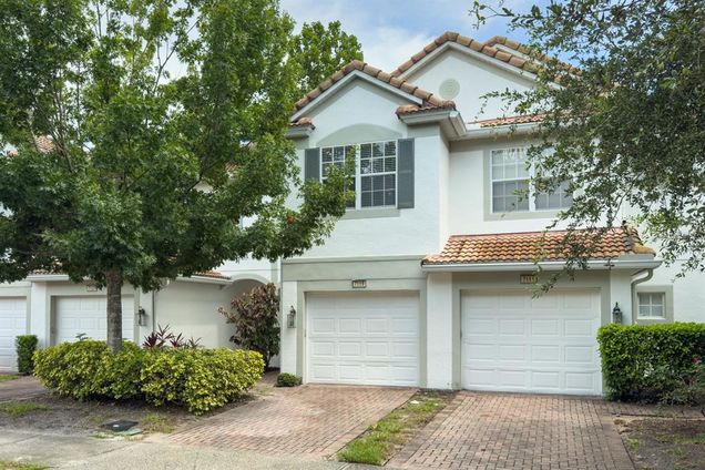 7119 Showcase Lane ORLANDO, FL Townhouse Active - Photo 1 of 20. Opens carousel modal