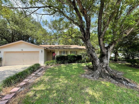 110 Ludlow Drive LONGWOOD, FL House Active - Photo 1 of 1. Opens carousel modal