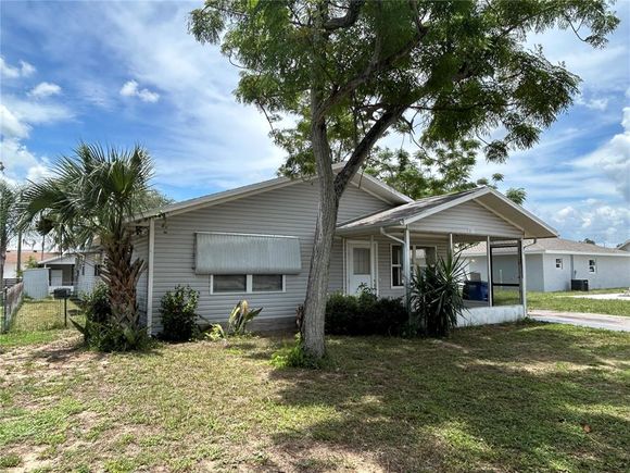 377 Poinsettia Avenue SEBRING, FL House Active - Photo 1 of 22. Opens carousel modal