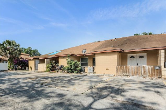 1067 Sophie Boulevard ORLANDO, FL Townhouse Active - Photo 1 of 18. Opens carousel modal