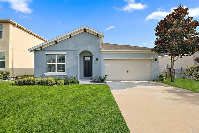 16459 Centipede Street CLERMONT, FL House Active - Photo 1 of 40. Opens carousel modal