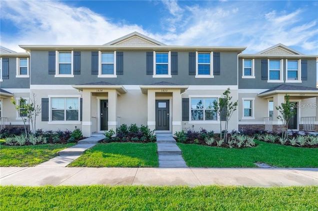 1822 Katz Crossing Drive KISSIMMEE, FL Townhouse Active - Photo 1 of 22. Opens carousel modal