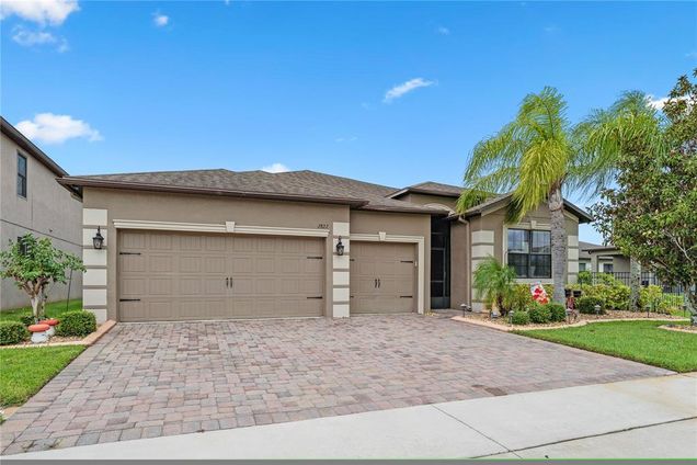 2822 Sail Breeze Way
