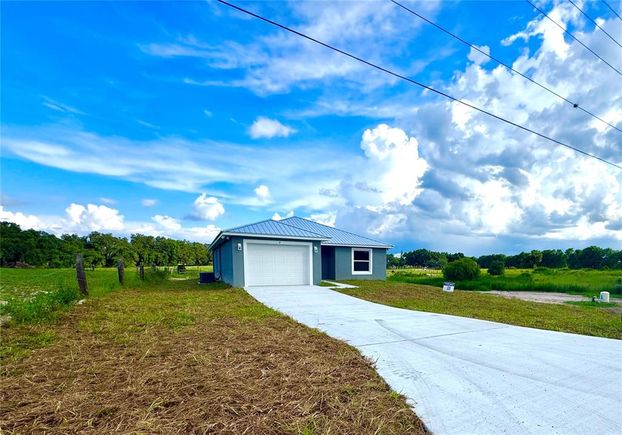 4 Blue Jordan Road FROSTPROOF, FL House Active - Photo 1 of 13. Opens carousel modal