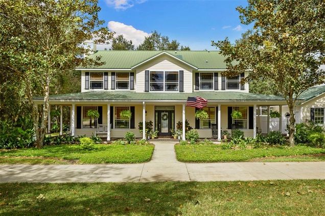 18725 S Obrien Road GROVELAND, FL House Active - Photo 1 of 68. Opens carousel modal