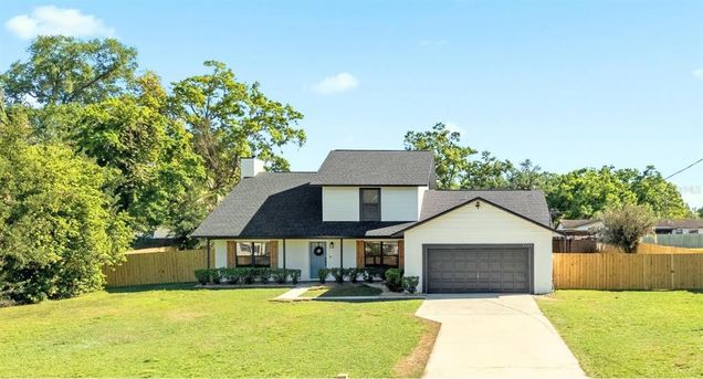 5303 Glen Harwell Road PLANT CITY, FL House Active - Photo 1 of 33. Opens carousel modal