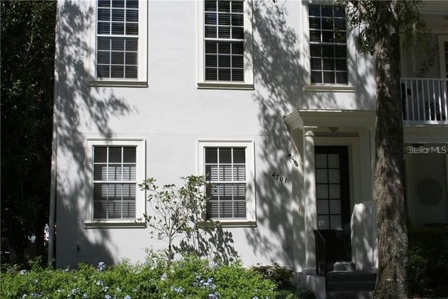 4701 Anson Lane Unit 3 ORLANDO, FL Townhouse Active - Photo 1 of 16. Opens carousel modal