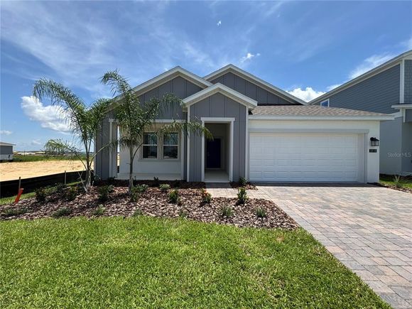 3318 Armstrong Avenue CLERMONT, FL House Active - Photo 1 of 37. Opens carousel modal
