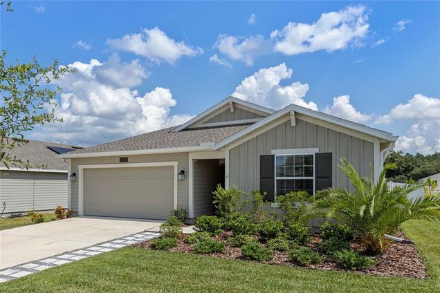 5436 Limestone Street MOUNT DORA, FL House Active - Photo 1 of 40. Opens carousel modal