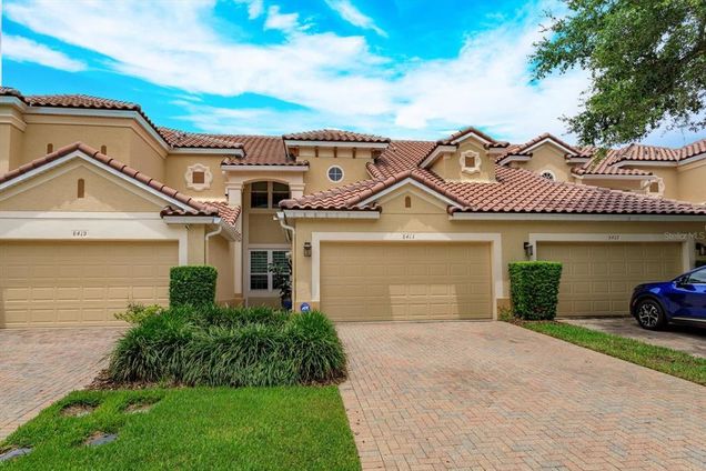 8413 Via Bella Notte ORLANDO, FL Townhouse Active - Photo 1 of 29. Opens carousel modal