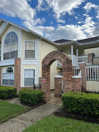5014 Laguna Bay Circle Unit 111