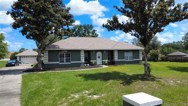 6221 NE 57th Place SILVER SPRINGS, FL House Active - Photo 1 of 30. Opens carousel modal