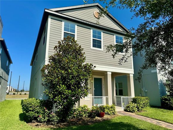 10301 Austrina Oak Loop WINTER GARDEN, FL House Active - Photo 1 of 23. Opens carousel modal