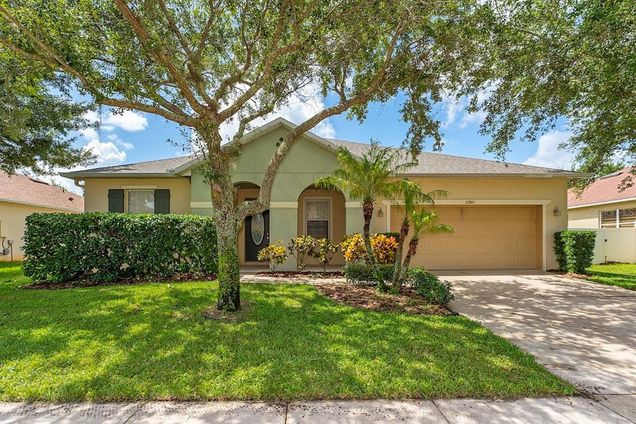 10360 Stratford Pointe Avenue ORLANDO, FL House Active - Photo 1 of 27. Opens carousel modal