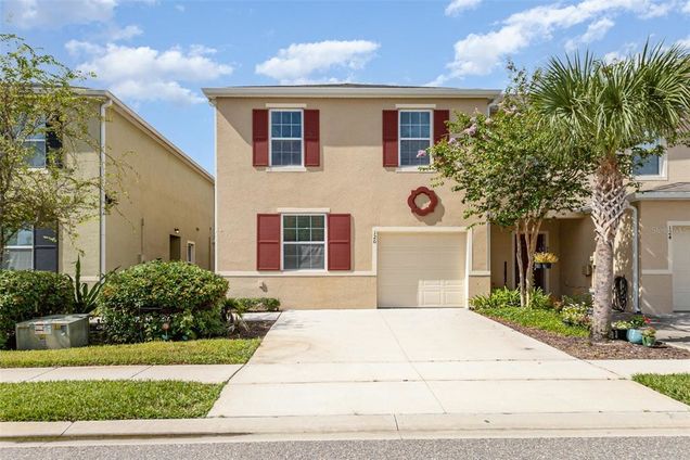 120 Arbor Lakes Drive DAVENPORT, FL House Active - Photo 1 of 28. Opens carousel modal