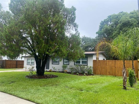 3101 Via Uno ORLANDO, FL House Active - Photo 1 of 30. Opens carousel modal
