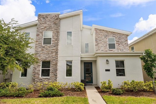 4579 Narrative Lane KISSIMMEE, FL House Active - Photo 1 of 49. Opens carousel modal