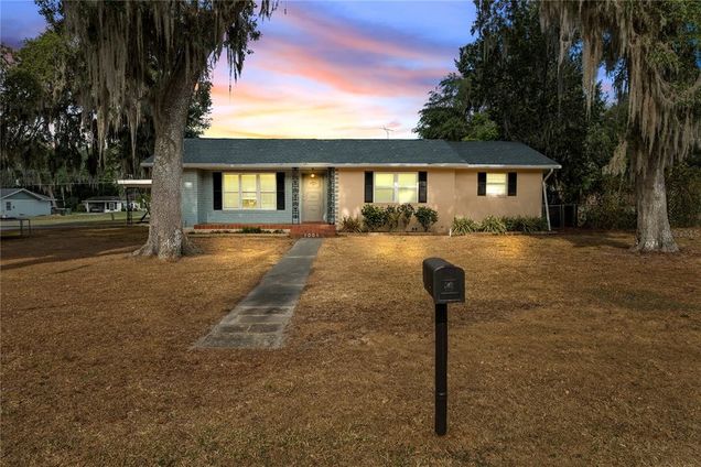 1001 Cottonwood Street LEESBURG, FL House Sold - Photo 1 of 1. Opens carousel modal