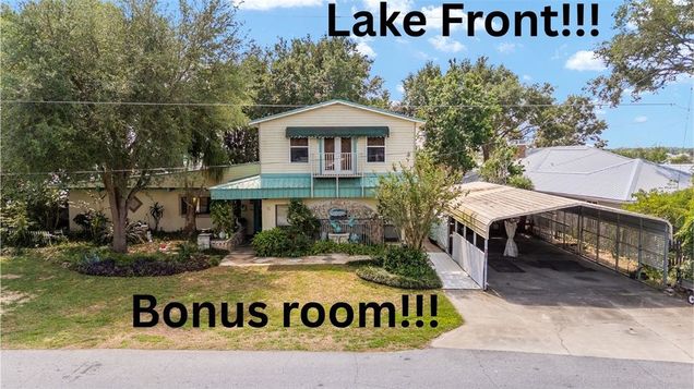 31 SE Chinica Drive SUMMERFIELD, FL House Active - Photo 1 of 80. Opens carousel modal